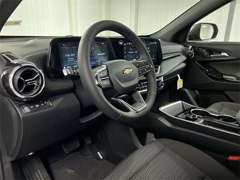 New 2026 Chevrolet Equinox LT w/ Safety and Technology Package image 10