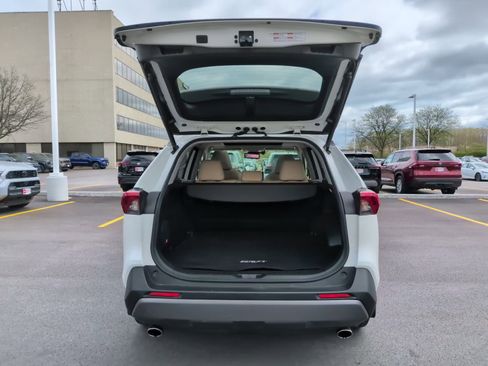 Used 2019 Toyota RAV4 Limited w/ Advanced Technology Package AWD/4WD image 12
