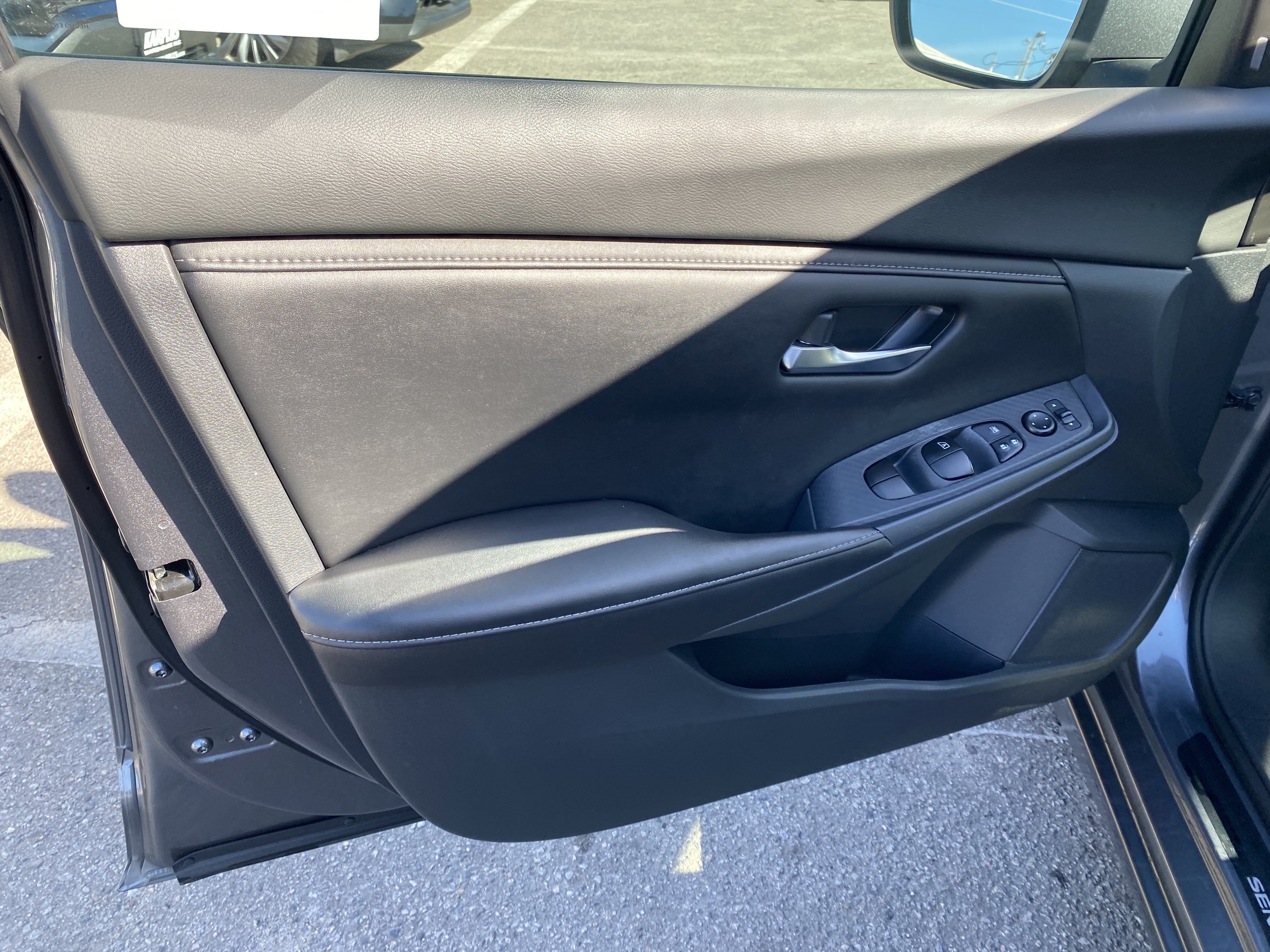 Used 2022 Nissan Sentra SV w/ Trunk Package FWD image 14