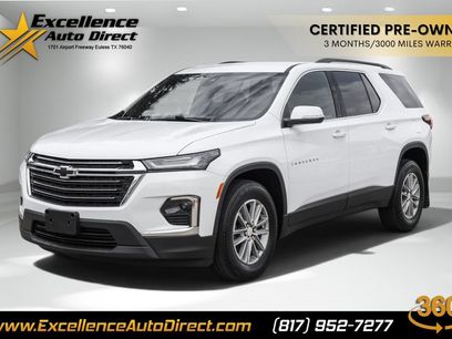 Used 2023 Chevrolet Traverse LT