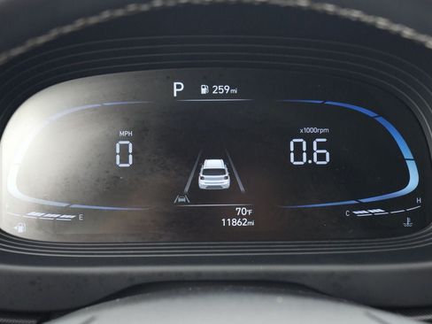 Used 2023 Hyundai Venue Limited FWD image 37