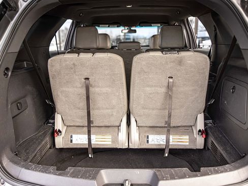 Used 2011 Ford Explorer XLT w/ 202A Rapid Spec Order Code image 17