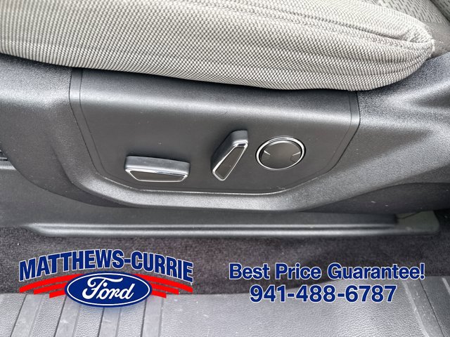 Used 2015 Ford F150 XLT w/ Equipment Group 302A Luxury RWD image 11