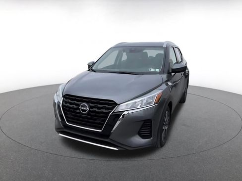 Used 2024 Nissan Kicks SV image 6