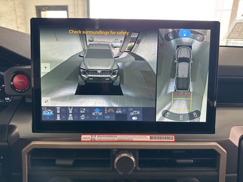 New 2026 Toyota Tacoma TRD Off-Road AWD/4WD image 30
