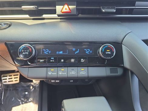 New 2025 Hyundai Elantra Sport image 18