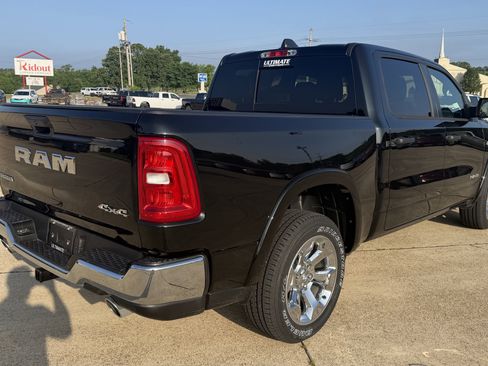 New 2026 RAM 1500 Big Horn AWD/4WD image 10