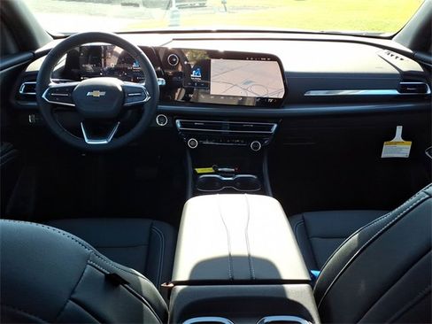 New 2026 Chevrolet Traverse LT w/ Sun and Wheel Package image 21