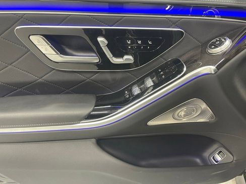 Used 2025 Mercedes-Benz S 580 4MATIC Sedan image 18