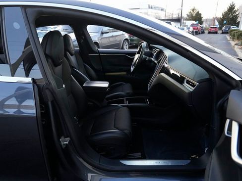 Used 2017 Tesla Model S 75D image 29