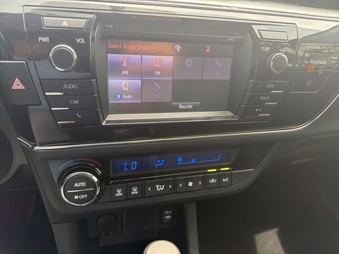 Used 2016 Toyota Corolla S image 12