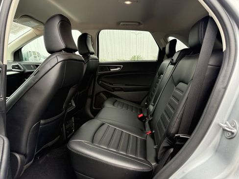Certified 2024 Ford Edge SEL w/ Convenience Package image 11