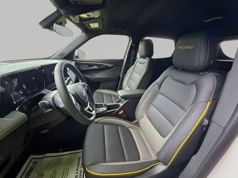 New 2026 Chevrolet TrailBlazer ACTIV AWD/4WD image 16