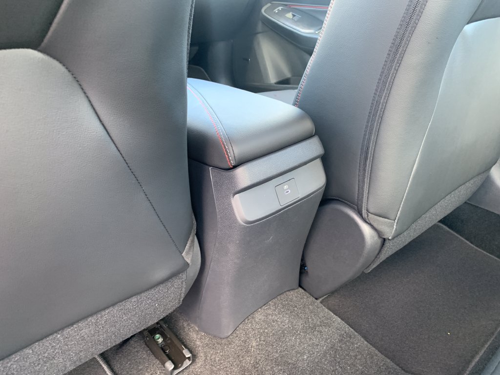New 2026 Nissan Sentra SR w/ SR Premium Package FWD image 24