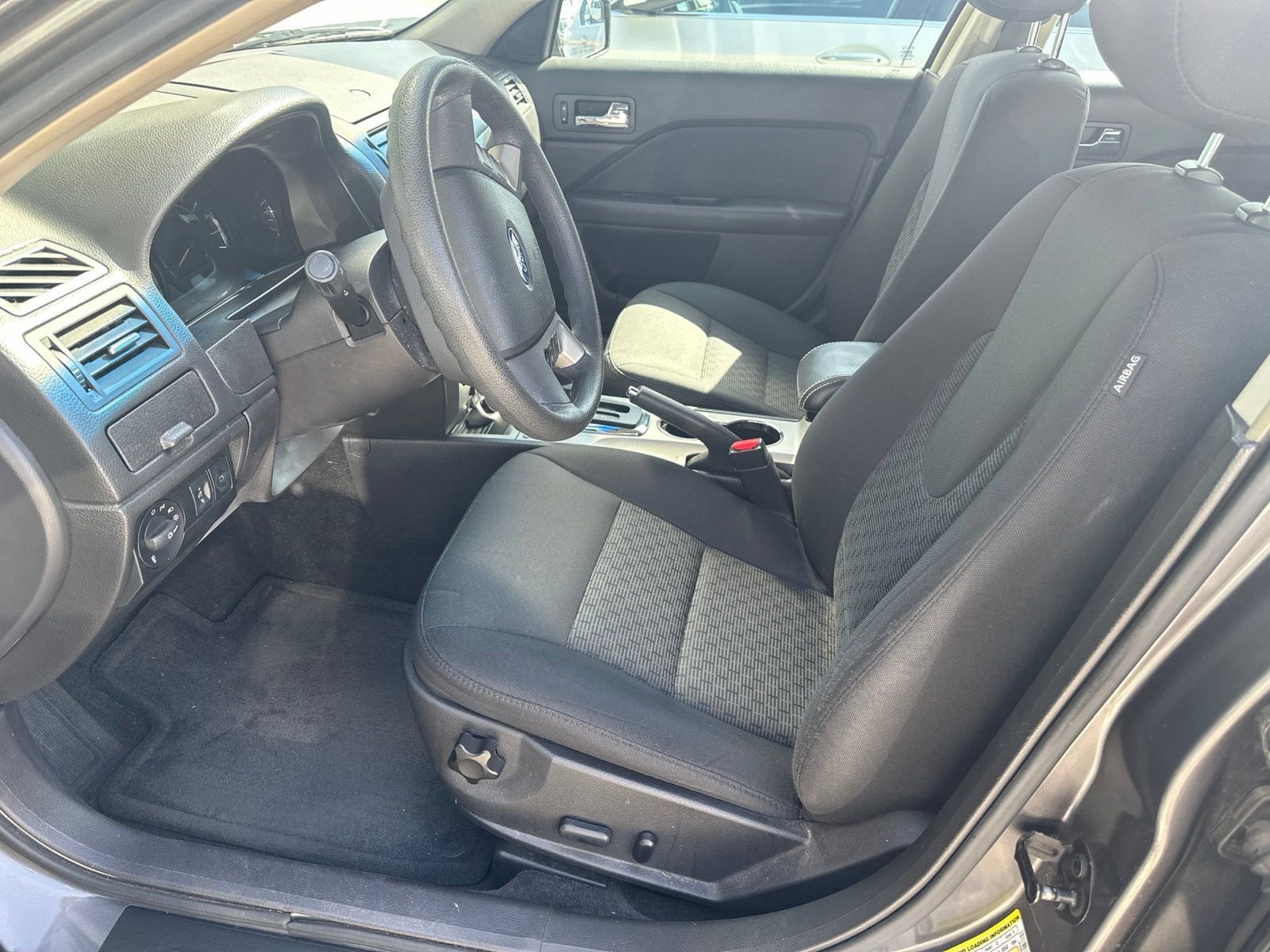 Used 2011 Ford Fusion SE w/ 202A Rapid Spec Order Code FWD image 15