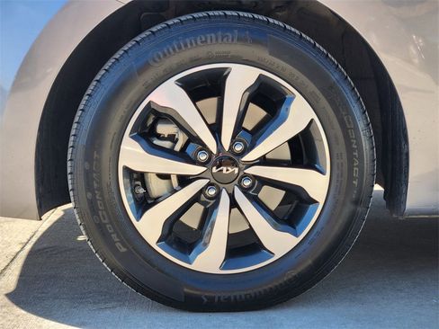 Certified 2023 Kia Rio S w/ Technology Package image 11