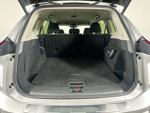 Used 2024 Nissan Rogue SV image 27