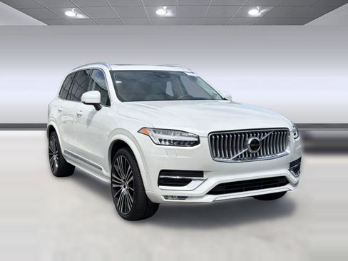 Used 2023 Volvo XC90 B6 Ultimate w/ Protection Package Premier AWD/4WD image 7