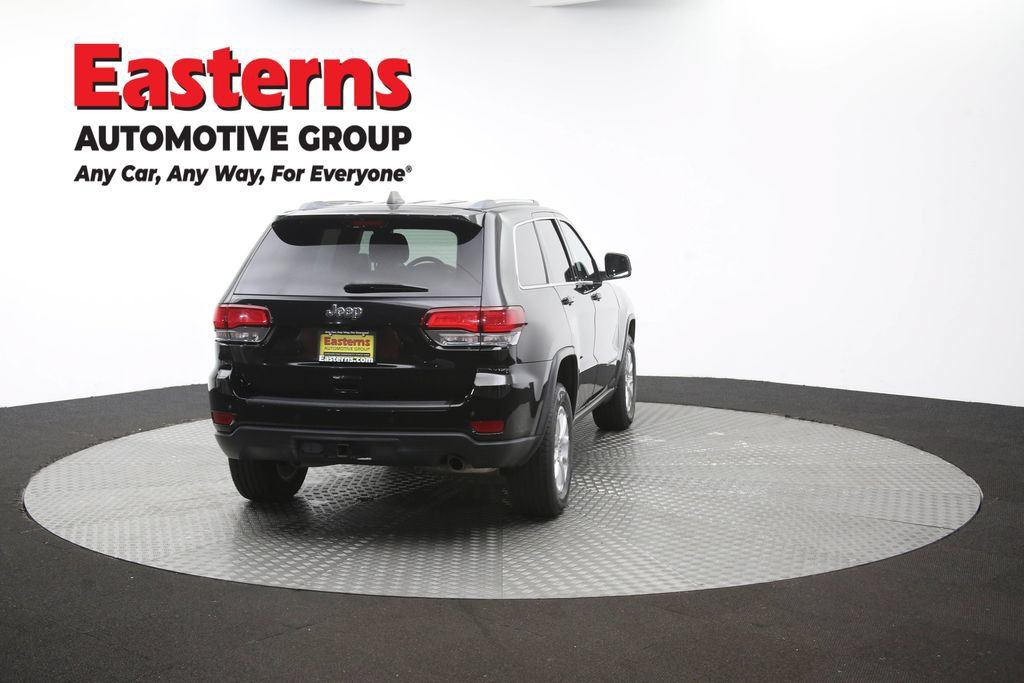 Used 2021 Jeep Grand Cherokee Laredo AWD/4WD image 41
