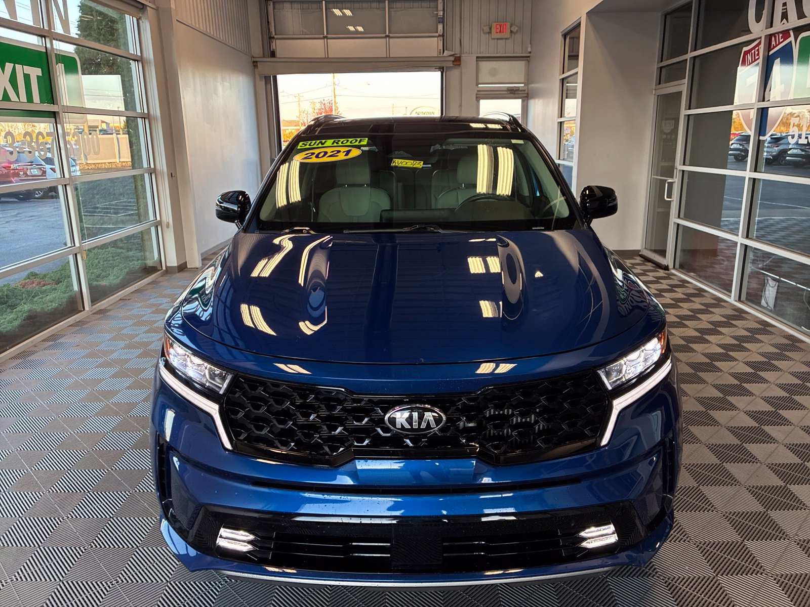 Used 2021 Kia Sorento SX AWD/4WD image 2