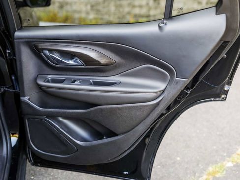 Used 2021 GMC Terrain SLT w/ Infotainment Package II image 16