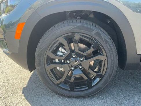 Certified 2025 Kia Seltos X-Line AWD/4WD image 6