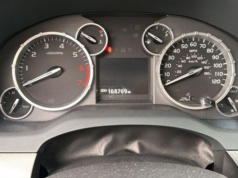 Used 2015 Toyota Tundra SR5 w/ SR5 Upgrade Package RWD image 13