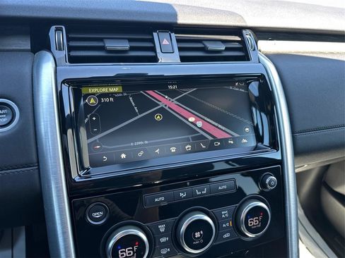 Used 2018 Land Rover Discovery HSE AWD/4WD image 33
