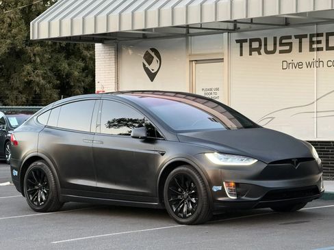 Used 2018 Tesla Model X 100D AWD/4WD image 6