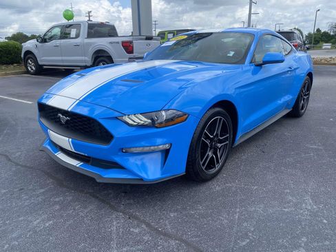 Certified 2022 Ford Mustang Premium RWD image 3