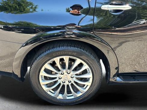 Used 2017 INFINITI QX80 4WD w/ Deluxe Technology Package image 41