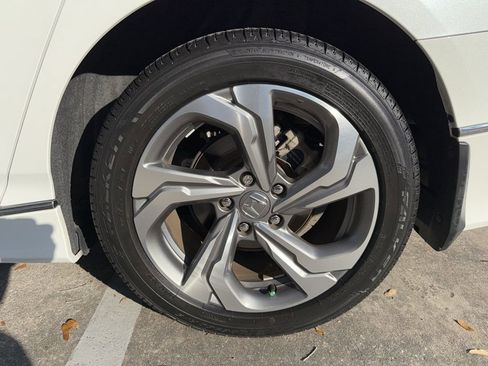 Used 2018 Honda Accord EX-L image 36