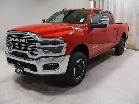 New 2026 RAM 2500 Laramie AWD/4WD image 3