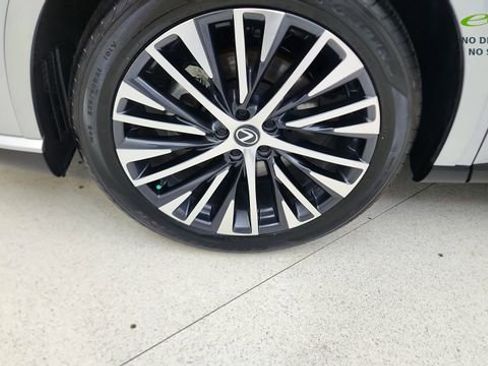 Used 2024 Lexus RX 350 w/ Technology Package AWD/4WD image 55