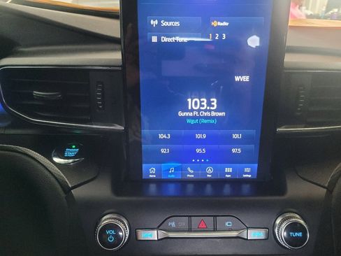 Used 2020 Ford Explorer ST w/ Premium Technology Package image 24