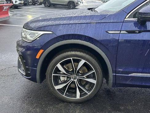 Certified 2022 Volkswagen Tiguan SEL R-Line image 7