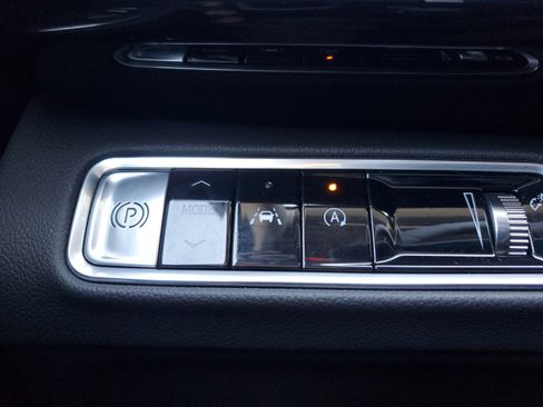 New 2025 Buick Envision Avenir image 28