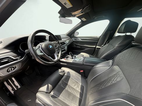 Used 2017 BMW 750i RWD image 6