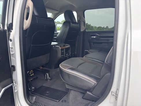 Used 2023 RAM 2500 Laramie AWD/4WD image 46