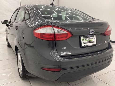 Used 2019 Ford Fiesta SE image 8