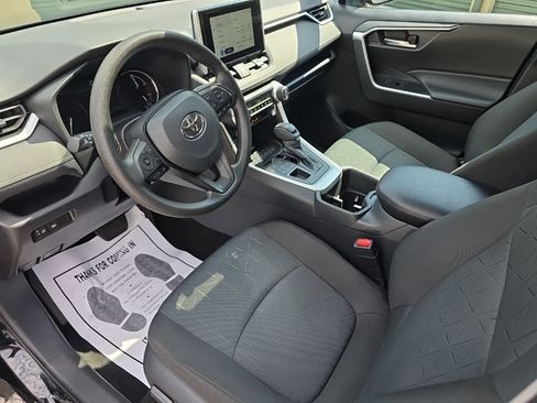 Certified 2025 Toyota RAV4 XLE AWD/4WD image 11