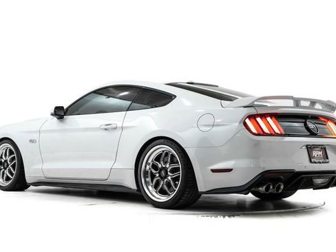 Used 2019 Ford Mustang GT Premium w/ GT Performance Package RWD image 10