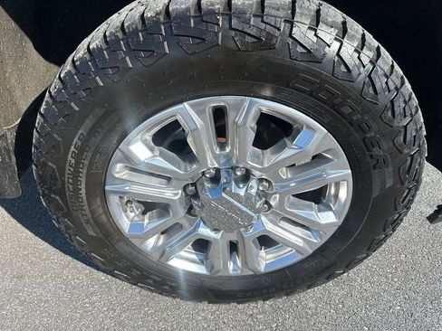 Used 2021 GMC Sierra 3500 Denali image 12