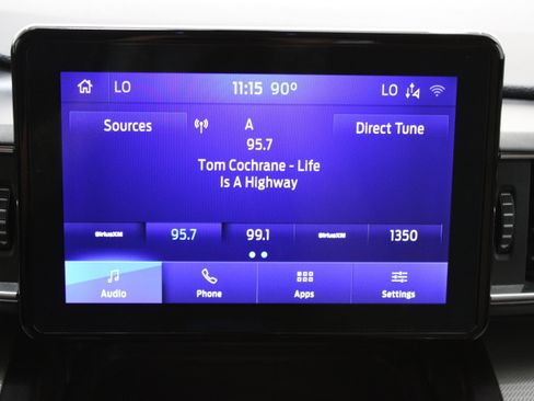 Used 2020 Ford Explorer XLT w/ Equipment Group 202A RWD image 19
