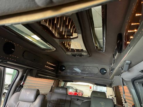 Used 2007 GMC Savana 1500 AWD w/ Preferred Equipment Group image 38