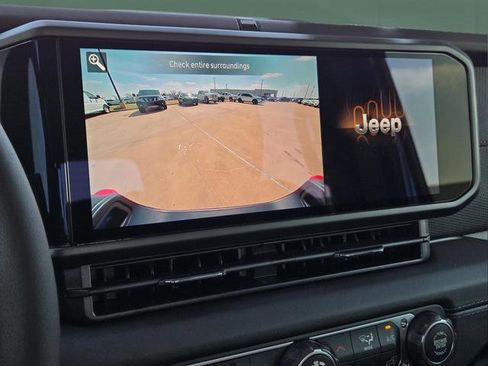 New 2026 Jeep Gladiator Rubicon AWD/4WD image 11