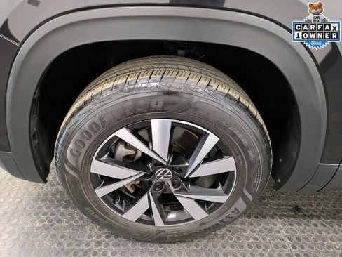 Used 2022 Volkswagen Atlas Cross Sport SE AWD/4WD image 7