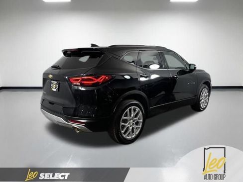 Used 2024 Chevrolet Blazer LT FWD image 4