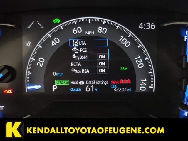 Used 2025 Toyota RAV4 XLE AWD/4WD image 17