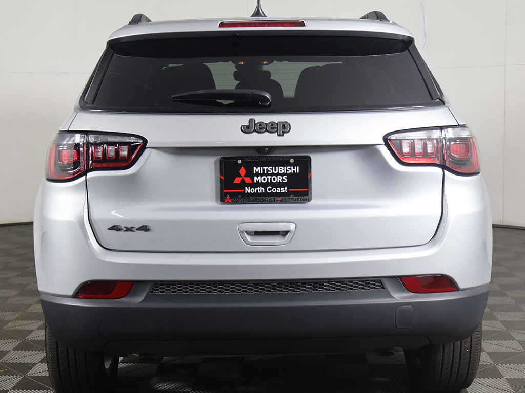 Used 2025 Jeep Compass Latitude w/ Altitude Special Edition AWD/4WD image 10
